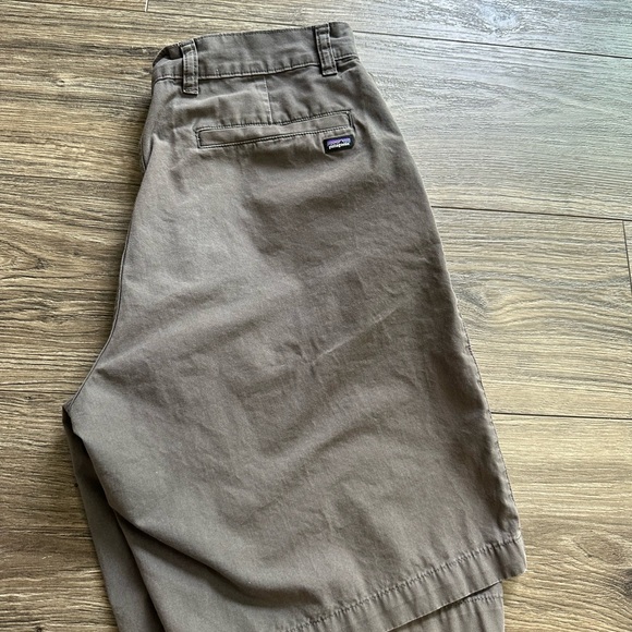 PATAGONIA mens horts , size 34 - Picture 2 of 4